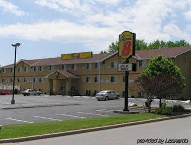Hotel Super 8 By Wyndham Kansas Independence